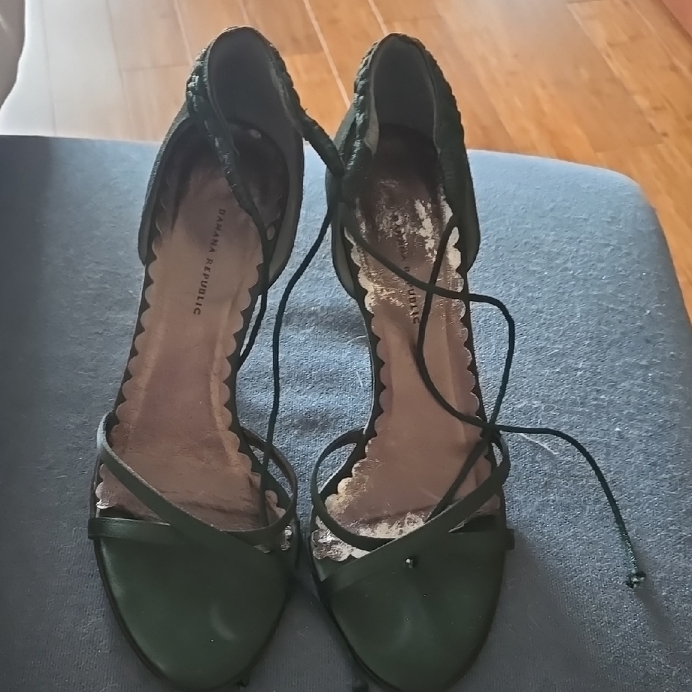 Banana Republic Green Women's Heels